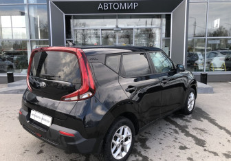 Подержанный автомобиль Kia Soul 2021 года (5 фото)