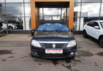Подержанный автомобиль Renault Logan Sedan 2011 года (2 фото)