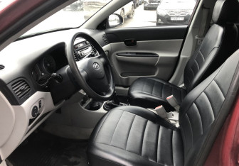 Подержанный автомобиль Hyundai Verna Sedan 2007 года (9 фото)