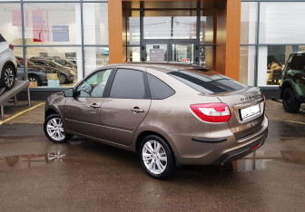 Подержанный автомобиль LADA (ВАЗ) Granta Liftback 2024 года (7 фото)