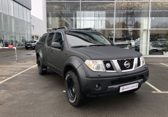 Подержанный автомобиль Nissan Navara (Frontier) 2006 года (3 фото)