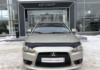 Подержанный автомобиль Mitsubishi Lancer Sedan 2011 года (2 фото)