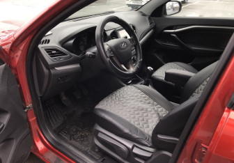 Подержанный автомобиль LADA (ВАЗ) Vesta Sedan 2017 года (9 фото)