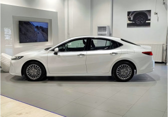 Новый Toyota Camry Sedan 2025 (9 фото)