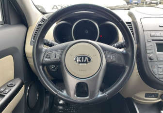 Подержанный автомобиль Kia Soul 2012 года (12 фото)