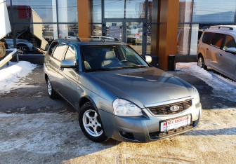 Подержанный автомобиль LADA (ВАЗ) Priora Wagon 2011 года (3 фото)