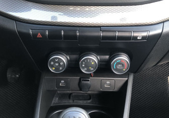 Подержанный автомобиль LADA (ВАЗ) Vesta Sedan 2023 года (15 фото)