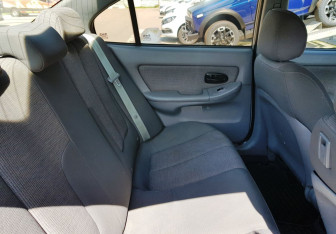 Подержанный автомобиль Hyundai Elantra Sedan 2008 года (10 фото)