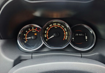 Подержанный автомобиль LADA (ВАЗ) Largus Wagon 2024 года (13 фото)