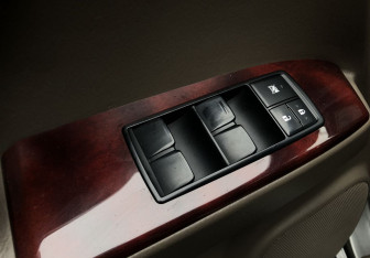 Подержанный автомобиль Lexus GX 2012 года (14 фото)