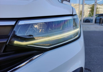 Подержанный автомобиль Volkswagen Tiguan 2021 года (9 фото)