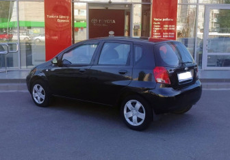 Подержанный автомобиль Chevrolet Aveo Hatchback 2007 года (7 фото)