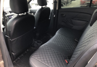 Подержанный автомобиль Renault Sandero 2019 года (9 фото)