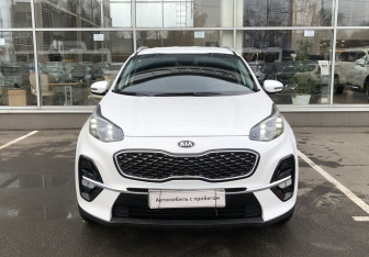 Подержанный автомобиль Kia Sportage 2019 года (2 фото)