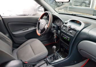 Подержанный автомобиль Nissan Almera Classic 2006 года (9 фото)