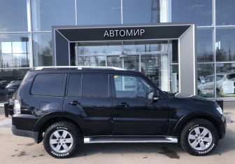 Подержанный автомобиль Mitsubishi Pajero 2008 года (4 фото)