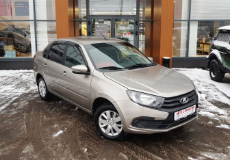 Подержанный автомобиль LADA (ВАЗ) Granta Sedan 2022 года (3 фото)