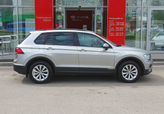 Подержанный автомобиль Volkswagen Tiguan 2019 года (4 фото)