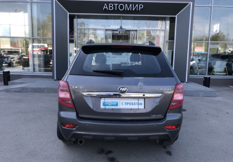 Подержанный автомобиль Lifan X60 2016 года (6 фото)
