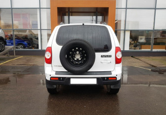 Подержанный автомобиль Chevrolet Niva 2018 года (6 фото)