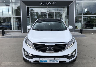 Подержанный автомобиль Kia Sportage 2012 года (2 фото)