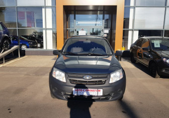 Подержанный автомобиль LADA (ВАЗ) Granta Sedan 2013 года (2 фото)