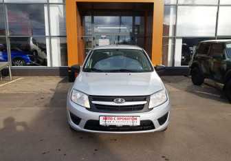 Подержанный автомобиль LADA (ВАЗ) Granta Liftback 2016 года (2 фото)