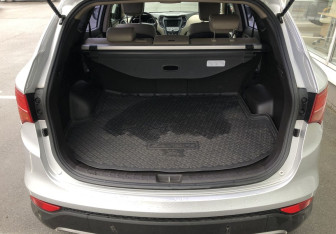 Подержанный автомобиль Hyundai Santa Fe 2014 года (9 фото)