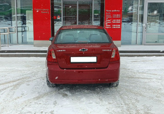 Подержанный автомобиль Chevrolet Lacetti Sedan 2008 года (6 фото)