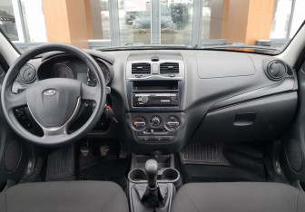 Подержанный автомобиль LADA (ВАЗ) Granta Sedan 2023 года (11 фото)