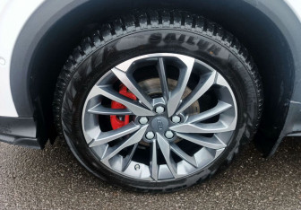 Подержанный автомобиль Geely Coolray 2023 года (9 фото)