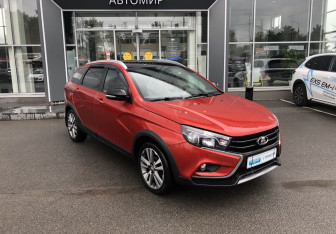 Подержанный автомобиль LADA (ВАЗ) Vesta Wagon 2020 года (3 фото)