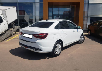 Подержанный автомобиль LADA (ВАЗ) Vesta Sedan 2023 года (5 фото)