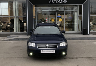Подержанный автомобиль Volkswagen Passat Wagon 2003 года (2 фото)