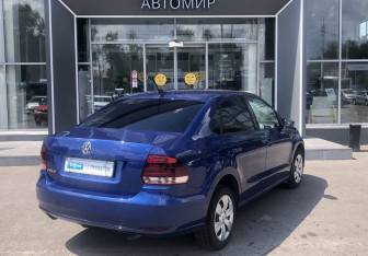 Подержанный автомобиль Volkswagen Polo Sedan 2018 года (5 фото)