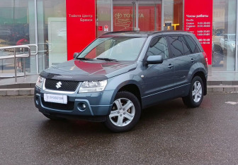 Подержанный автомобиль Suzuki Grand Vitara 2005 года (1 фото)