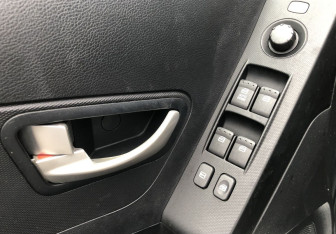 Подержанный автомобиль SsangYong Actyon 2012 года (13 фото)