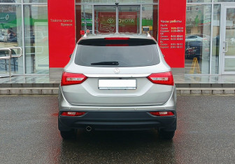 Подержанный автомобиль DongFeng 580 2021 года (6 фото)