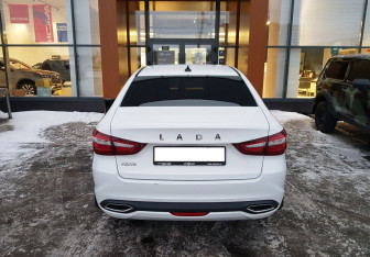 Подержанный автомобиль LADA (ВАЗ) Vesta Sedan 2024 года (6 фото)