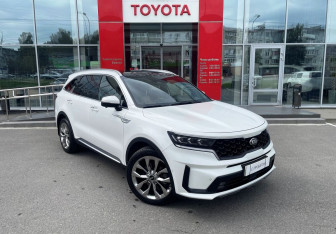 Подержанный автомобиль Kia Sorento 2021 года (3 фото)