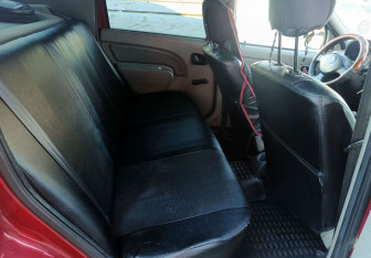 Подержанный автомобиль Renault Logan Sedan 2009 года (15 фото)