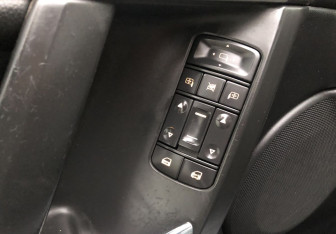 Подержанный автомобиль Opel Vectra Liftback 2007 года (13 фото)