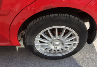 Подержанный автомобиль Chevrolet Lacetti Hatchback 2006 года (15 фото)