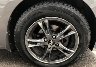 Подержанный автомобиль Hyundai Solaris Sedan 2016 года (17 фото)