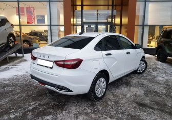Подержанный автомобиль LADA (ВАЗ) Vesta Sedan 2024 года (5 фото)