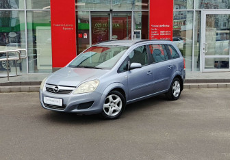 Подержанный автомобиль Opel Zafira Compactvan 2008 года (1 фото)