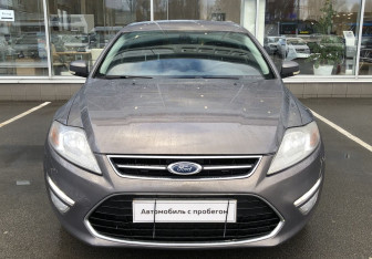 Подержанный автомобиль Ford Mondeo Sedan 2011 года (2 фото)