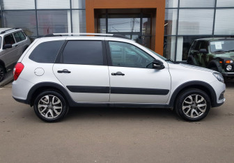 Подержанный автомобиль LADA (ВАЗ) Granta Wagon 2023 года (4 фото)