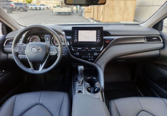 Новый Toyota Camry Sedan 2021 (15 фото)