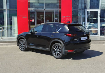 Подержанный автомобиль Mazda CX-5 2017 года (7 фото)